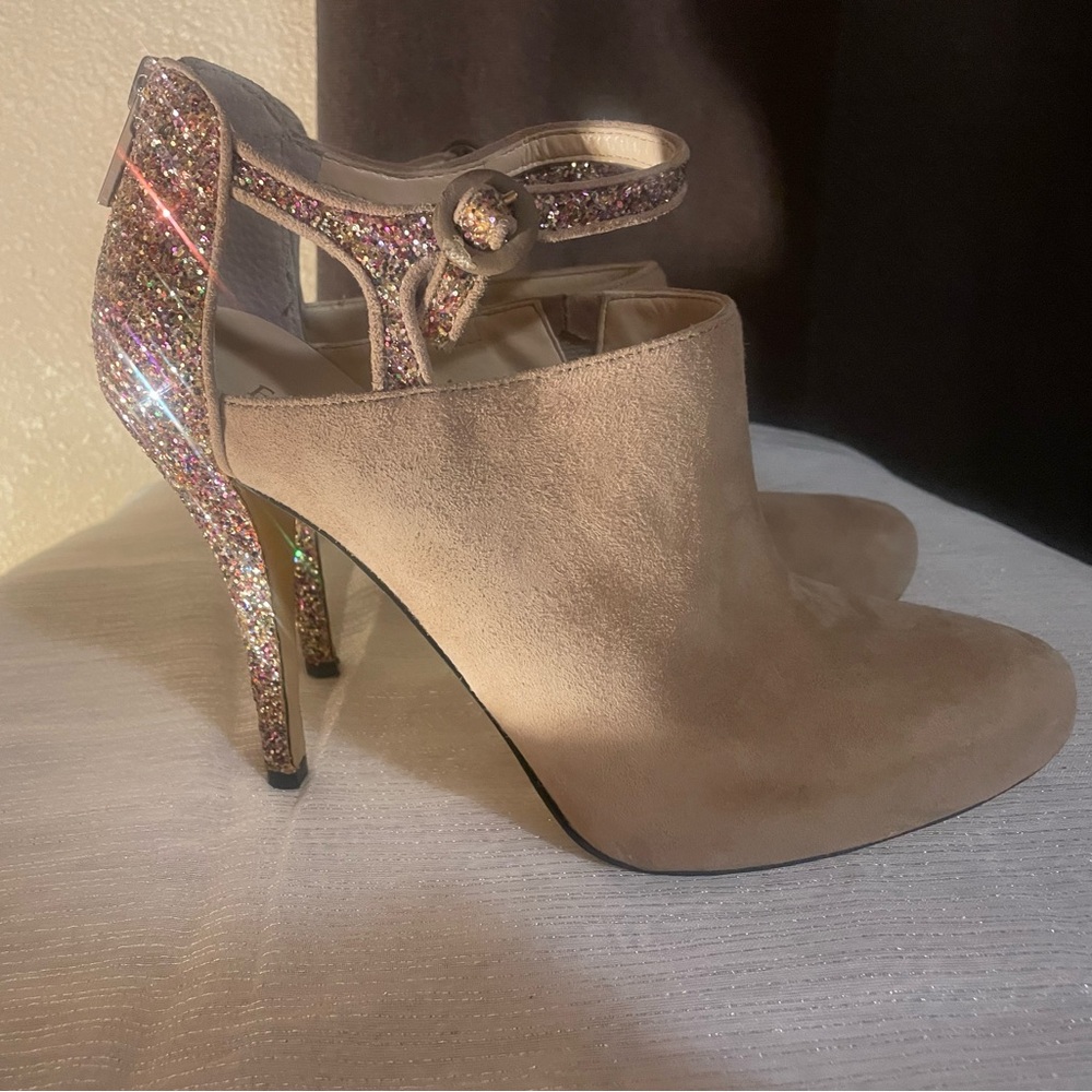 Enzo Angiolini Elegant Tan Glitter Heels